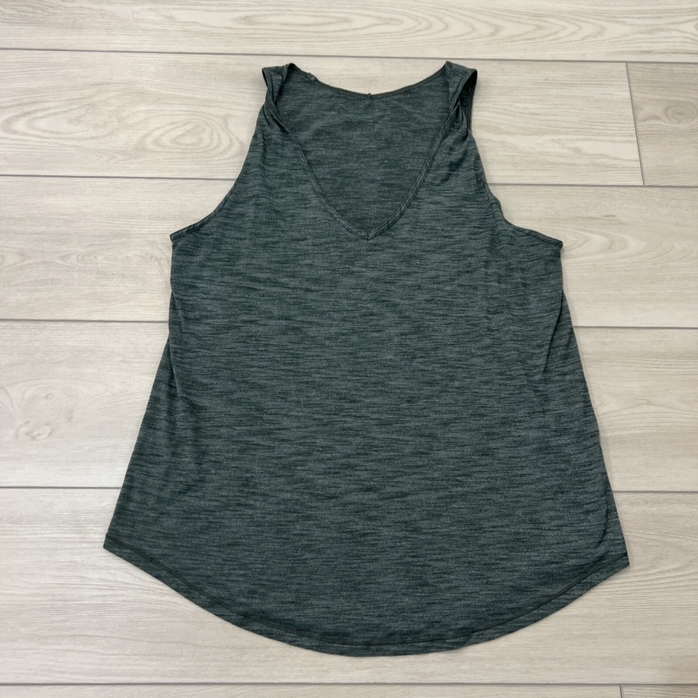 Lululemon Heathered Green Sleeveless Tank Top Shirt Relaxed V Neck Size 8?